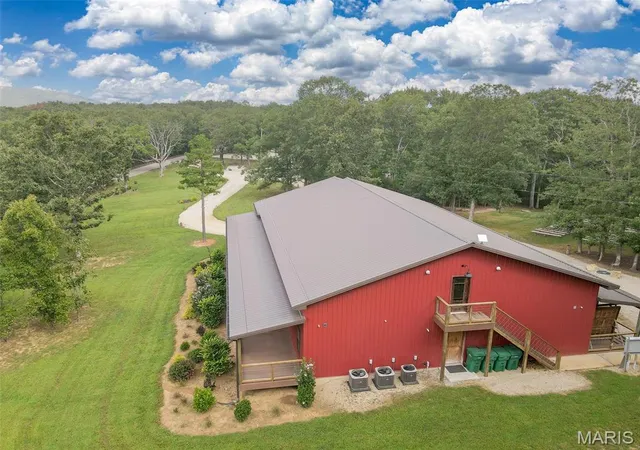 Photo 3 of Single family home for sale at 3804 Russell Rd, Park Hills, MO 63601 | MLS# MIS26062795 | Listing updated on 2026-09-30