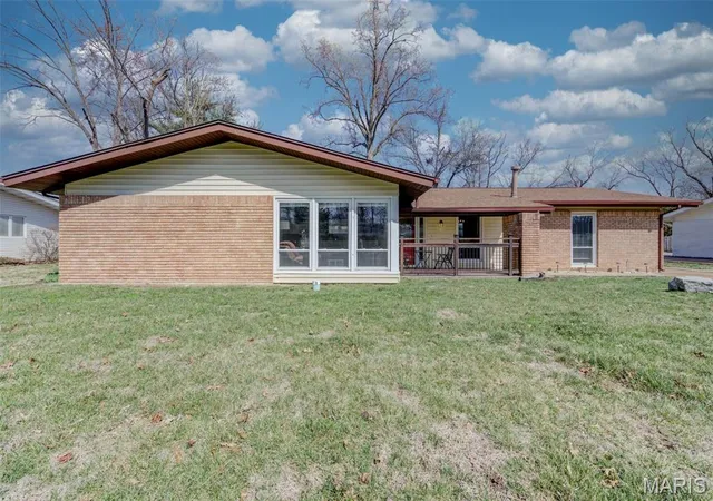Single family home for sale at 12543 Merrick Dr, Saint Louis, MO 63146 | MLS# MIS26062800