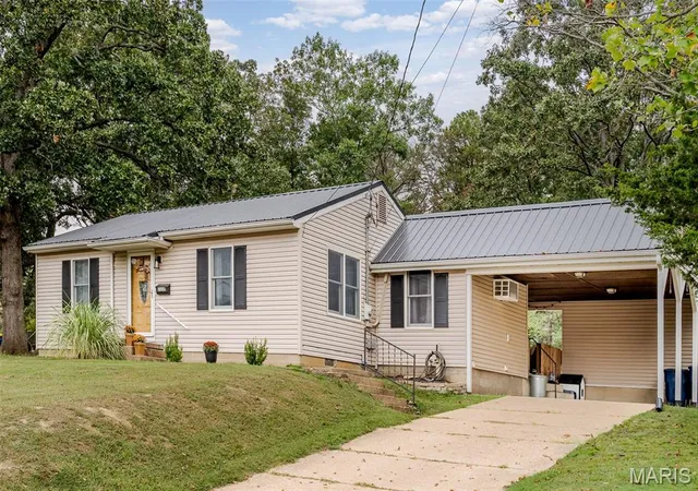 Photo 1 of Single family home for sale at 1117 W State St, Union, MO 63084 | MLS# MIS26062801 | Listing updated on 2026-10-06
