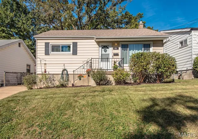 Photo 1 of Sale Pending at (Undisclosed), Saint Louis, MO 63109 | MLS# MIS26062803 | Listing updated on 2026-10-04
