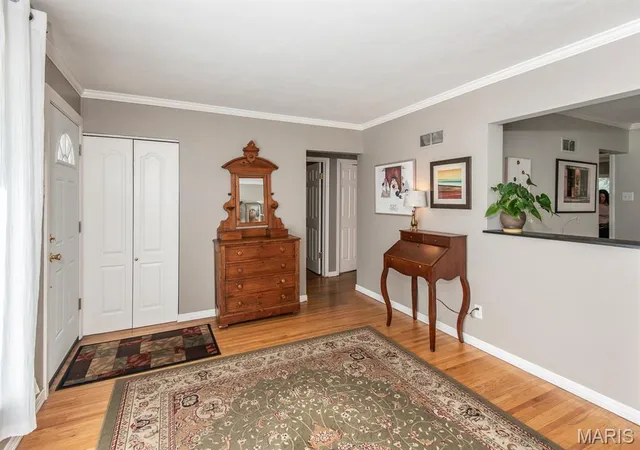 Photo 4 of Sale Pending at (Undisclosed), Saint Louis, MO 63109 | MLS# MIS26062803 | Listing updated on 2026-10-04