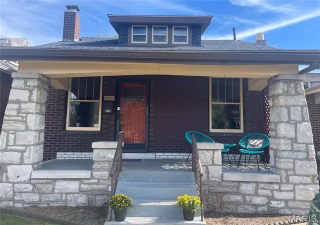 Photo 1 of Single family home for sale at 5418 S Kingshighway Blvd, Saint Louis, MO 63109 | MLS# MIS26062818 | Listing updated on 2026-10-08