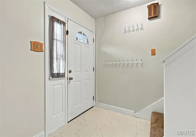 Photo 3 of Townhouse for sale at 158 Beard Dr #C, Eureka, MO 63025 | MLS# MIS26062819 | Listing updated on 2026-10-02