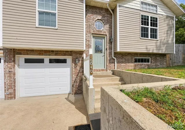 Photo 2 of Single family home for sale at 16040 Haidyn Rd, Saint Robert, MO 65584 | MLS# MIS26062833 | Listing updated on 2026-10-05