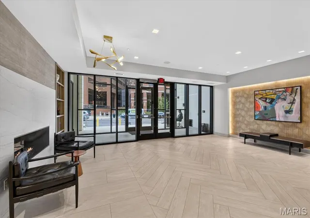 Photo 2 of Condo for sale at 8250 Forsyth Blvd #409, Saint Louis, MO 63105 | MLS# MIS26062841 | Listing updated on 2026-10-09