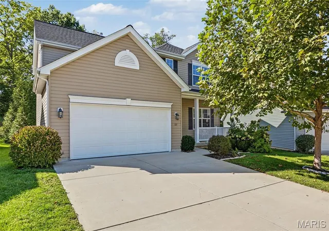 Photo 2 of Single family home for sale at 127 Cobble Rd, O Fallon, MO 63366 | MLS# MIS26062848 | Listing updated on 2026-10-05