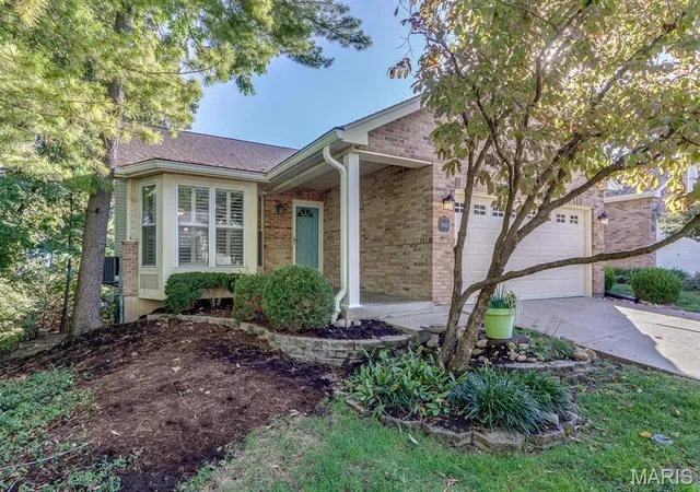 Photo 1 of Sale Pending at 7421 Kenrick Pointe Dr, Saint Louis, MO 63119 | MLS# MIS26062853 | Listing updated on 2026-10-22