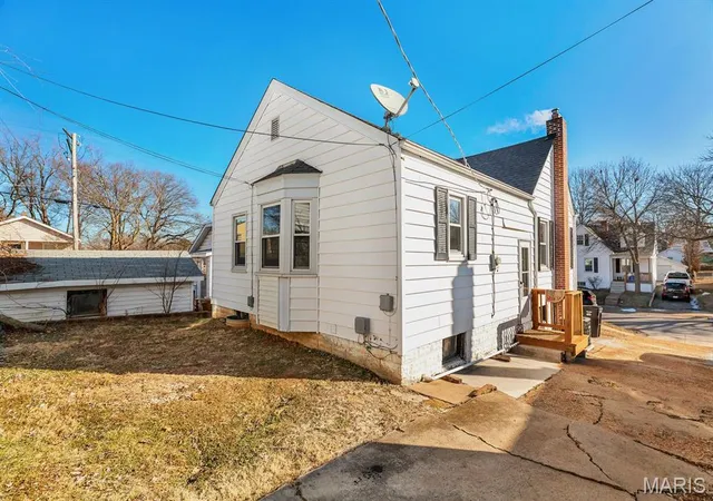 Photo 3 of Single family home for sale at 8503 Philo Ave, Saint Louis, MO 63123 | MLS# MIS26062858 | Listing updated on 2026-10-01