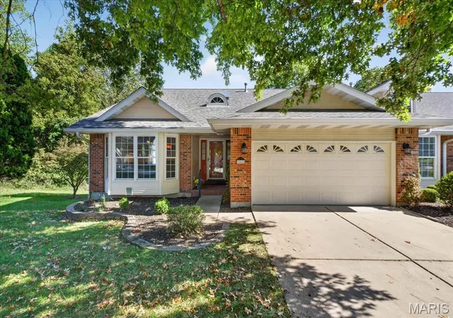 Photo 1 of Single family home for sale at 15425 Braefield Dr, Chesterfield, MO 63017 | MLS# MIS26062863 | Listing updated on 2026-10-11
