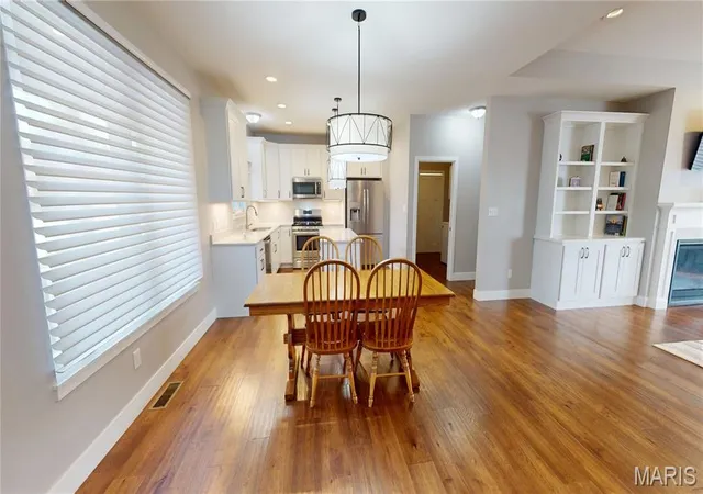 Photo 3 of Single family home for sale at 801 Pecan St, Greenville, IL 62246 | MLS# MIS26062866 | Listing updated on 2026-10-02
