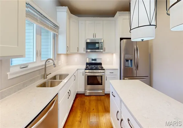 Photo 4 of Single family home for sale at 801 Pecan St, Greenville, IL 62246 | MLS# MIS26062866 | Listing updated on 2026-10-02