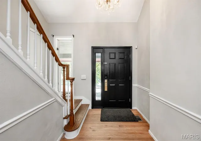 Photo 3 of Single family home for sale at 32 Windsor Dr, Belleville, IL 62223 | MLS# MIS26062871 | Listing updated on 2026-10-04