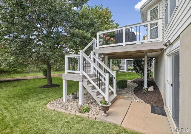 Photo 4 of Single family home for sale at 9757 Tesson Crk Ests Dr, Saint Louis, MO 63123 | MLS# MIS26062879 | Listing updated on 2026-10-03