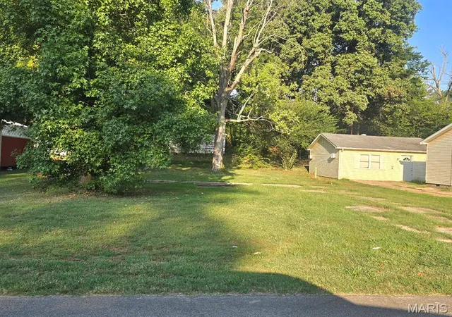 Photo 2 of Land for sale at 701 N Hickory St, Dexter, MO 63841 | MLS# MIS26062883 | Listing updated on 2026-09-29