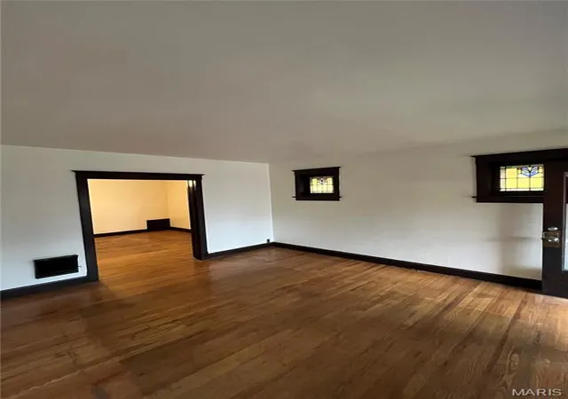 Photo 3 of Multi family home for sale at 4028 S Spring Ave, Saint Louis, MO 63116 | MLS# MIS26062900 | Listing updated on 2026-10-01
