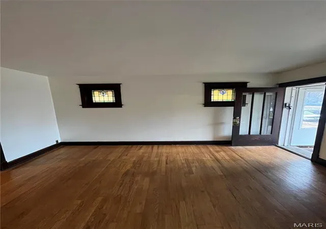 Photo 3 of Multi family home for sale at 4028 S Spring Ave, Saint Louis, MO 63116 | MLS# MIS26062900 | Listing updated on 2026-10-01