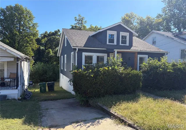 Photo 1 of Single family home for sale at 3834 Waco Dr, Saint Louis, MO 63121 | MLS# MIS26062905 | Listing updated on 2026-10-02