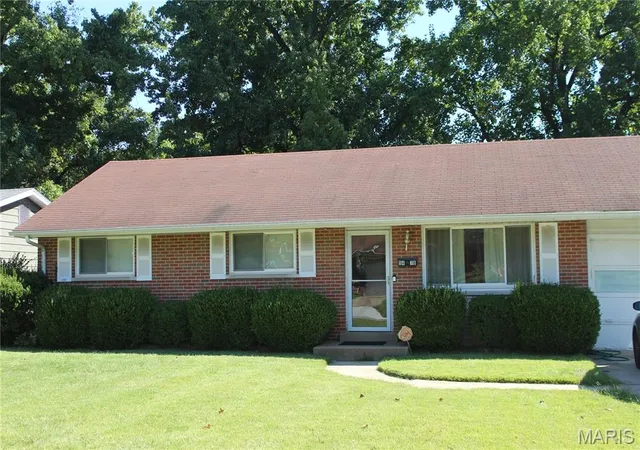 Photo 2 of Single family home for sale at 9478 Jaros Ct, Saint Louis, MO 63137 | MLS# MIS26062908 | Listing updated on 2026-09-29