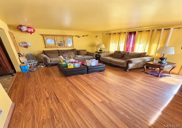 Photo 3 of Single family home for sale at 9478 Jaros Ct, Saint Louis, MO 63137 | MLS# MIS26062908 | Listing updated on 2026-09-29