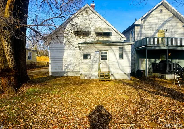 Photo 3 of Single family home for sale at 611 Haungs Ave, Peoria, IL 61603 | MLS# MIS26062912 | Listing updated on 2026-09-29