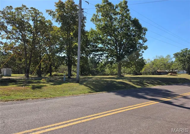 Photo 3 of Single family home for sale at 2166 Hwy Yy, Salem, MO 65560 | MLS# MIS26062913 | Listing updated on 2026-10-12