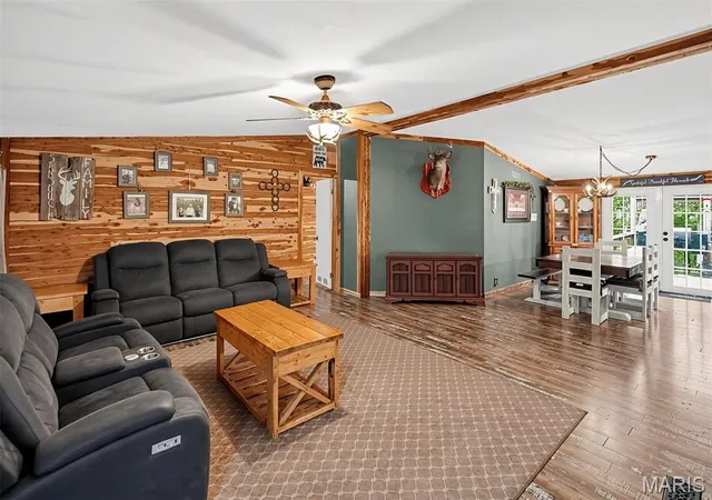 Photo 4 of Manufactured home for sale at 8275 Genevieve Church Rd, Sainte Genevieve, MO 63670 | MLS# MIS26062917 | Listing updated on 2026-10-02