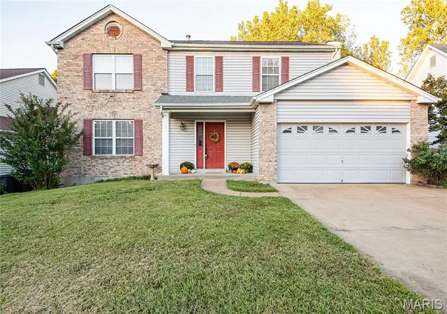 Photo 3 of Single family home for sale at 4333 Gemstone Cir, Saint Louis, MO 63125 | MLS# MIS26062920 | Listing updated on 2026-10-01