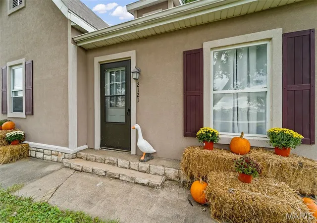 Photo 4 of Sale Pending at 2121 County Rd 362, New Bloomfield, MO 65063 | MLS# MIS26062922 | Listing updated on 2026-10-05