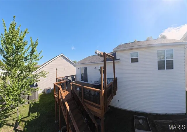 Photo 4 of Single family home for sale at 17 Faith Dr, Fairview Heights, IL 62208 | MLS# MIS26062925 | Listing updated on 2026-10-07