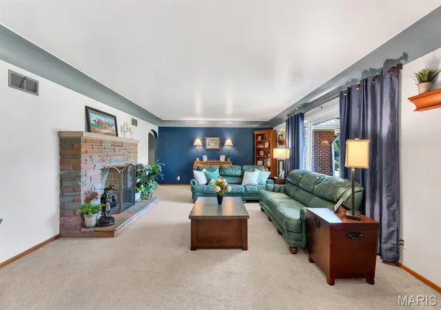 Photo 4 of Single family home for sale at 2646 Cleveland Blvd, Granite City, IL 62040 | MLS# MIS26062927 | Listing updated on 2026-10-15