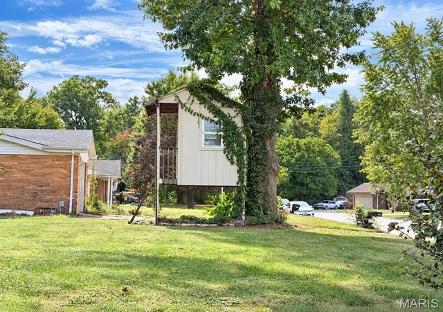 Photo 20 of Single family home for sale at 208 Hollandia Dr, Fairview Heights, IL 62208 | MLS# MIS26062932 | Listing updated on 2026-10-02