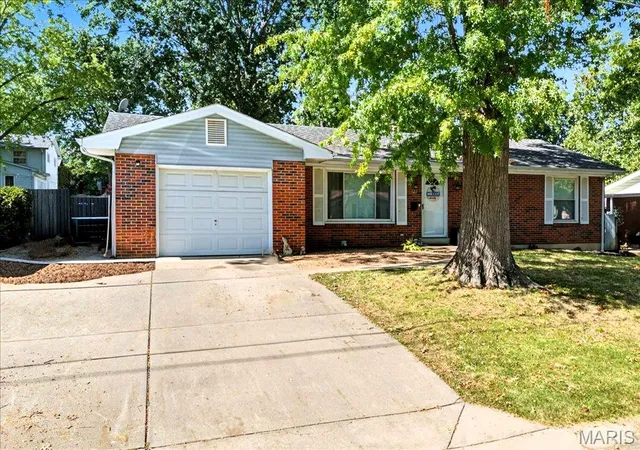 Photo 1 of Single family home for sale at 129 Youngridge, Union, MO 63084 | MLS# MIS26062948 | Listing updated on 2026-10-05
