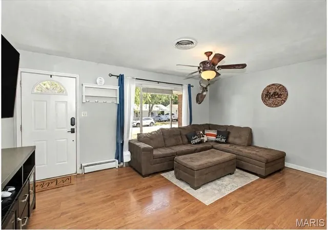 Photo 3 of Single family home for sale at 129 Youngridge, Union, MO 63084 | MLS# MIS26062948 | Listing updated on 2026-10-05