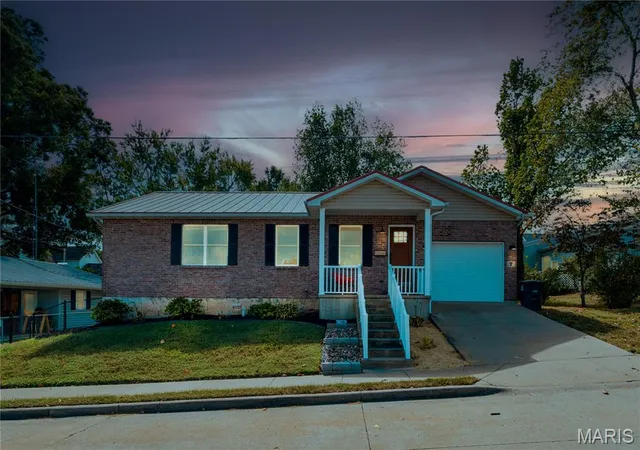 Photo 3 of Single family home for sale at 7 W South St, Perryville, MO 63775 | MLS# MIS26062958 | Listing updated on 2026-10-03