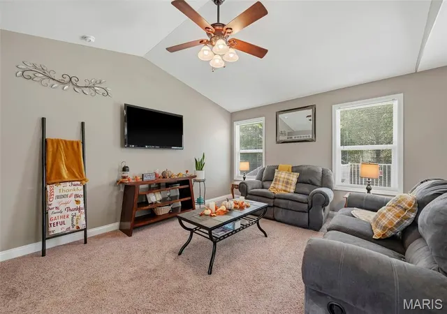 Photo 4 of Single family home for sale at 124 Prairie Blfs Dr, Wentzville, MO 63385 | MLS# MIS26062961 | Listing updated on 2026-10-07
