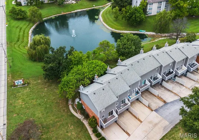 Photo 1 of Condo for sale at 300 Pine Lake Rd #1, Collinsville, IL 62234 | MLS# MIS26062963 | Listing updated on 2026-10-01