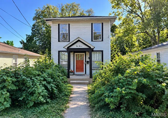 Single family home for sale at 411 Adams St, Saint Charles, MO 63301 | MLS# MIS26062965