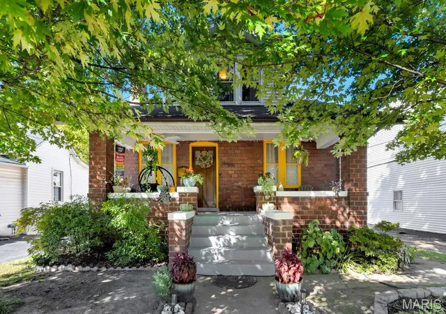 Photo 1 of Single family home for sale at 2507 Bredell Ave, Saint Louis, MO 63143 | MLS# MIS26062967 | Listing updated on 2026-10-07
