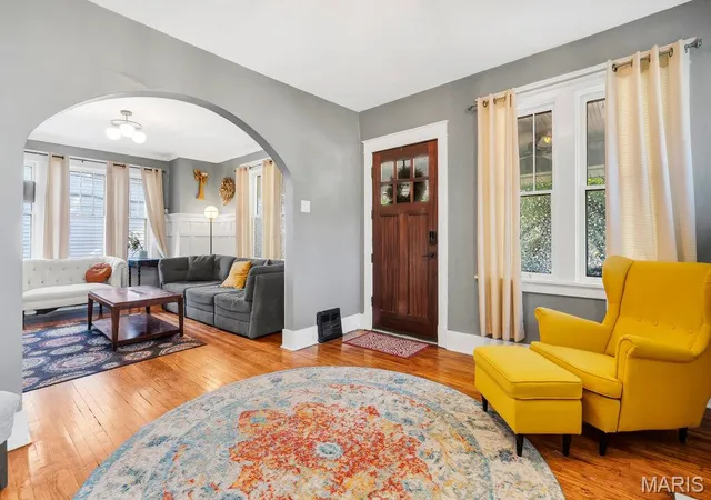 Photo 4 of Single family home for sale at 2507 Bredell Ave, Saint Louis, MO 63143 | MLS# MIS26062967 | Listing updated on 2026-10-07