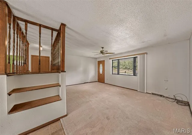 Photo 3 of Single family home for sale at 1190 Cross Rd Church, Bland, MO 65014 | MLS# MIS26062977 | Listing updated on 2026-10-13