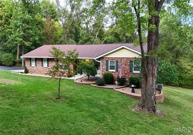Single family home for sale at 110 Summerset Ln, Festus, MO 63028 | MLS# MIS26062984
