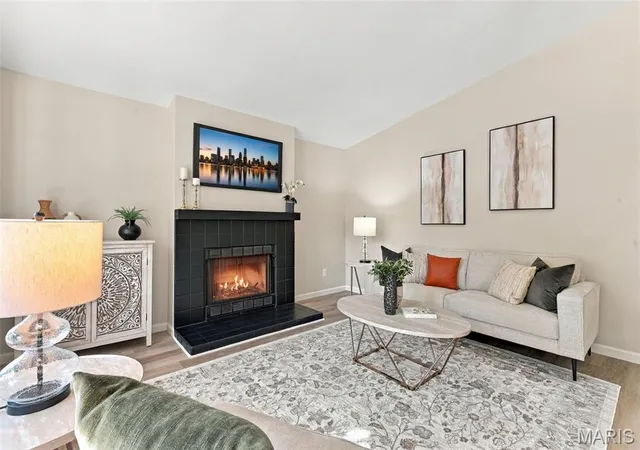 Photo 3 of Single family home for sale at 2519 Frances Ave, Saint Louis, MO 63114 | MLS# MIS26062988 | Listing updated on 2026-10-01