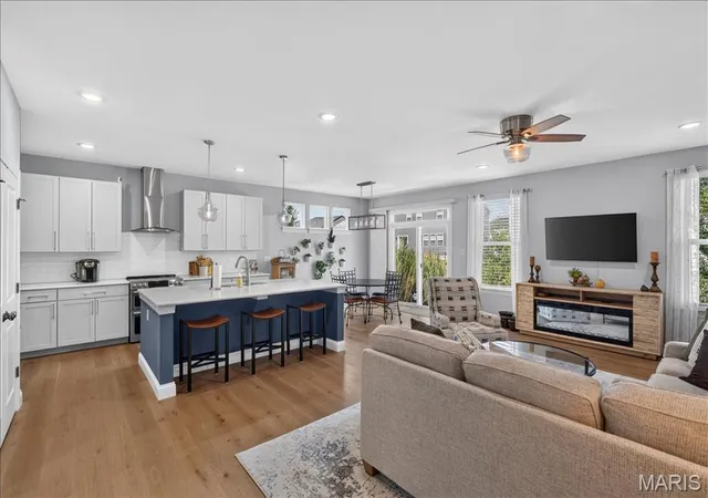 Photo 2 of Single family home for sale at 656 Moffett Laurel Dr, Lake Saint Louis, MO 63367 | MLS# MIS26062990 | Listing updated on 2026-10-13