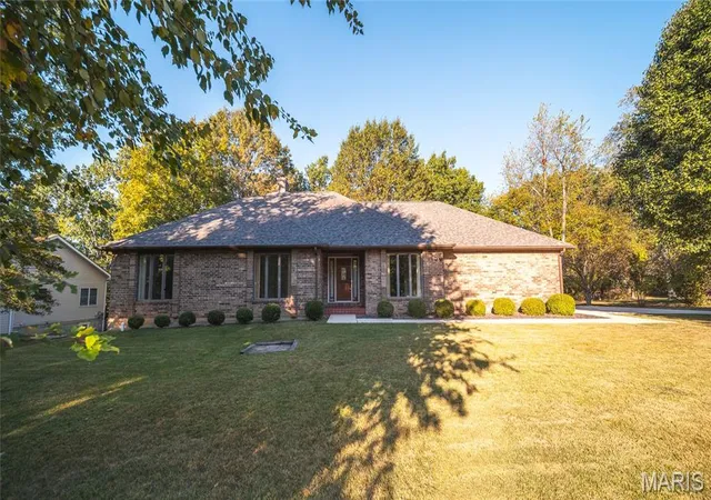 Photo 1 of Single family home for sale at 616 Brighton Ct, Rolla, MO 65401 | MLS# MIS26063025 | Listing updated on 2026-10-09