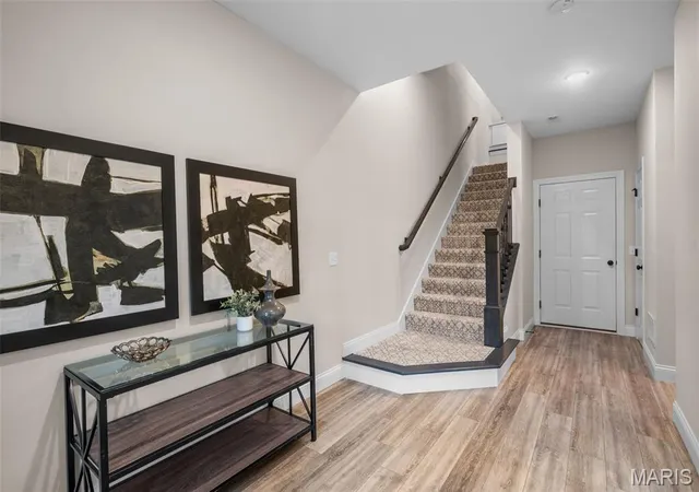 Photo 3 of Townhouse for sale at 11247 Talamore Cir, Saint Louis, MO 63131 | MLS# MIS26063028 | Listing updated on 2026-10-20