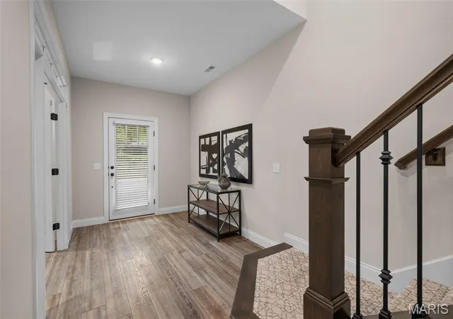 Photo 3 of Townhouse for sale at 11247 Talamore Cir, Saint Louis, MO 63131 | MLS# MIS26063028 | Listing updated on 2026-10-20