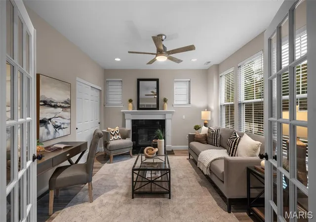 Photo 4 of Townhouse for sale at 11247 Talamore Cir, Saint Louis, MO 63131 | MLS# MIS26063028 | Listing updated on 2026-10-20
