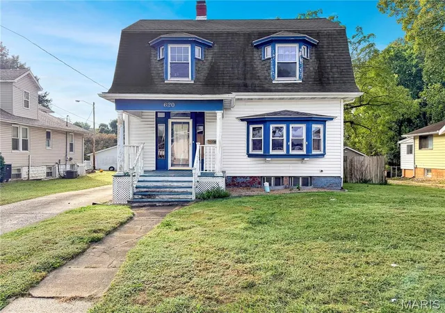 Photo 2 of Single family home for sale at 620 Saint Louis Rd, Collinsville, IL 62234 | MLS# MIS26063030 | Listing updated on 2026-10-09