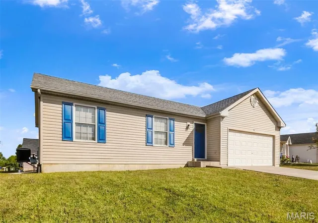 Photo 3 of Single family home for sale at 5 Rockford Ct, Troy, MO 63379 | MLS# MIS26063032 | Listing updated on 2026-10-05
