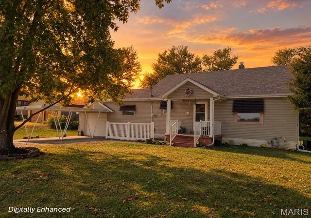Photo 1 of Single family home for sale at 4466 Fosterburg Rd, Alton, IL 62002 | MLS# MIS26063034 | Listing updated on 2026-10-29